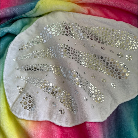 Justice One Size Hooded Llamacorn Blanket Neon Rainbow Silver on wings - Picture 2 of 6